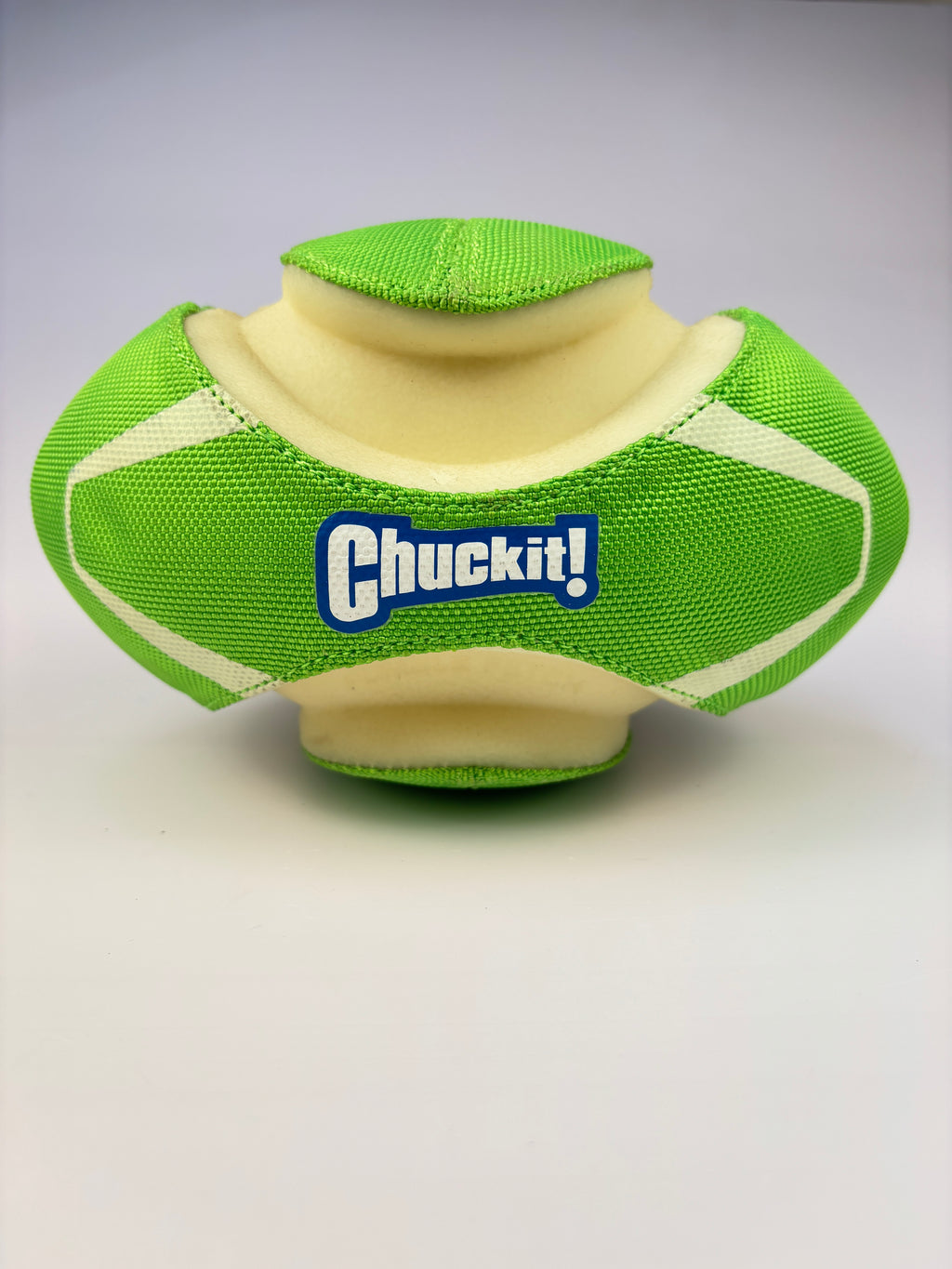 Balle de rugby phosphorescente Fumble Fetch Max Glow – Chuckit! Seconde Patte