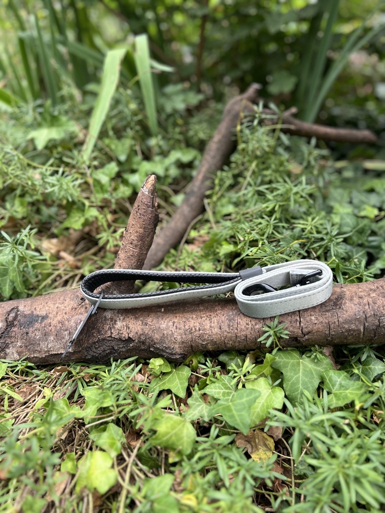 [2231.laissereflexevblanche] Laisse reflex Martin Sellier 2,5X100cm