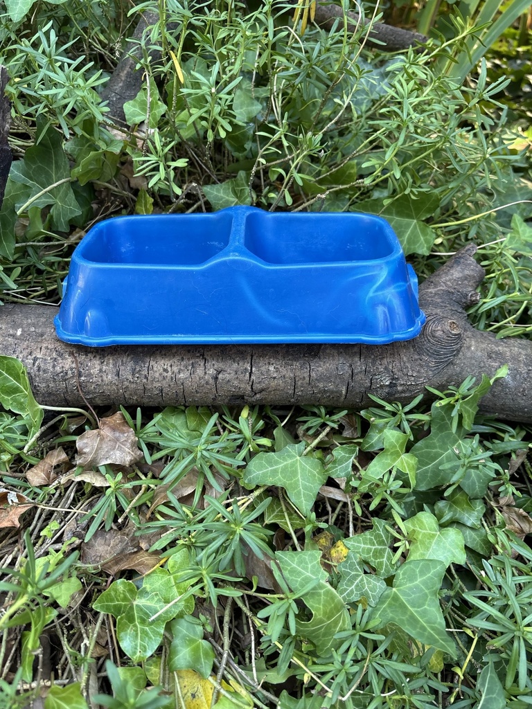 [2190.doublegamellebleue] Gamelle plastique bleue